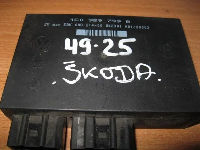 Блок комфорта Skoda Octavia 1997-2000
