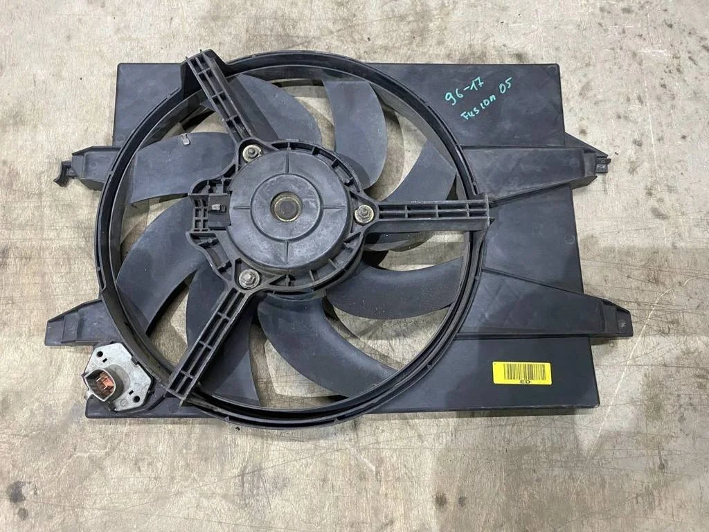 Вентилятор радиатора Ford Fusion 2002 -