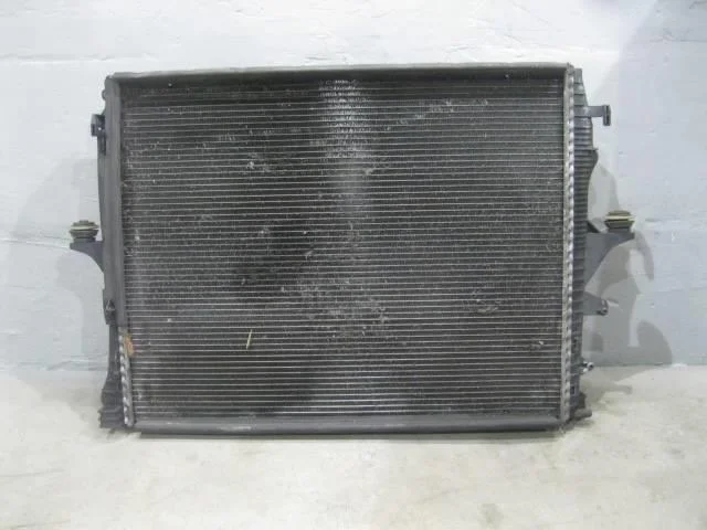 Радиатор основной VW Touareg 2002-2010