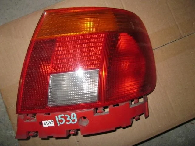 Фонарь задний правый Audi A4 (B5) 1994-2000