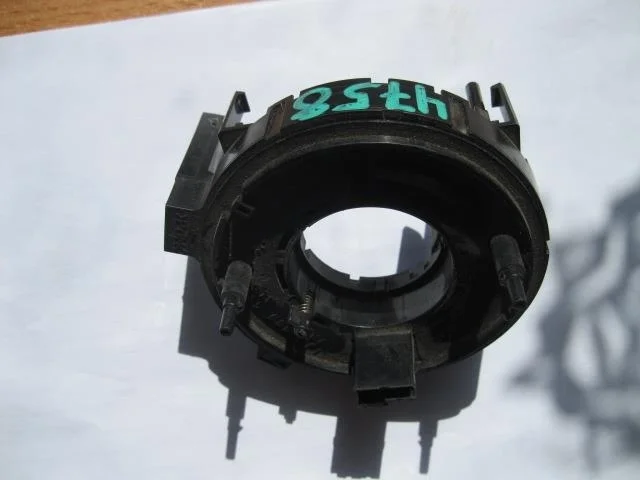 Механизм подрулевой для SRS (ленточный) Skoda Octavia (A4 1U-) 2000-2011