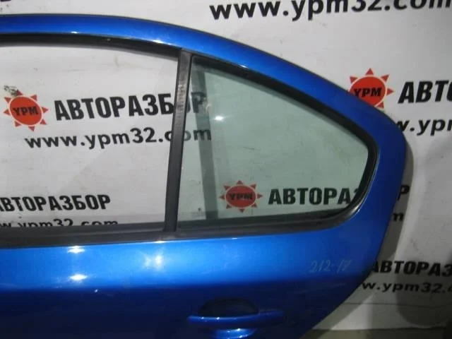 Стекло двери задней левой (форточка) Skoda Octavia (A5 1Z-) 2004-2013