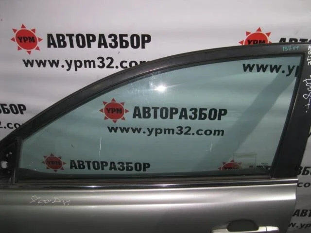 Стекло двери передней левой Toyota Avensis II 2003-2008