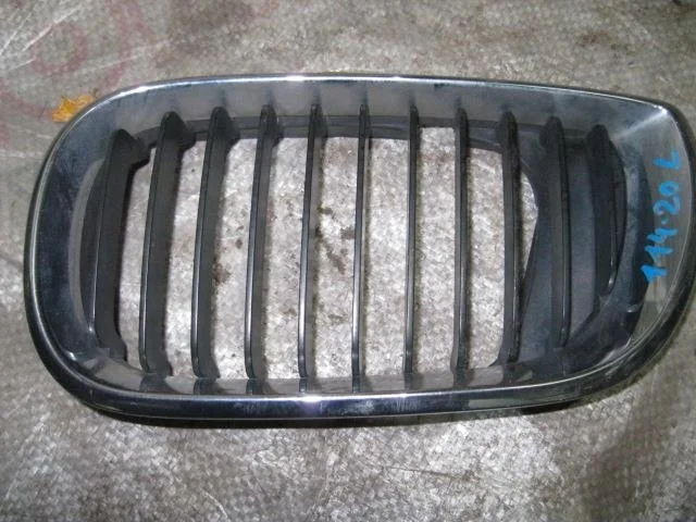 Решетка радиатора BMW 3-серия E46 1998-2005
