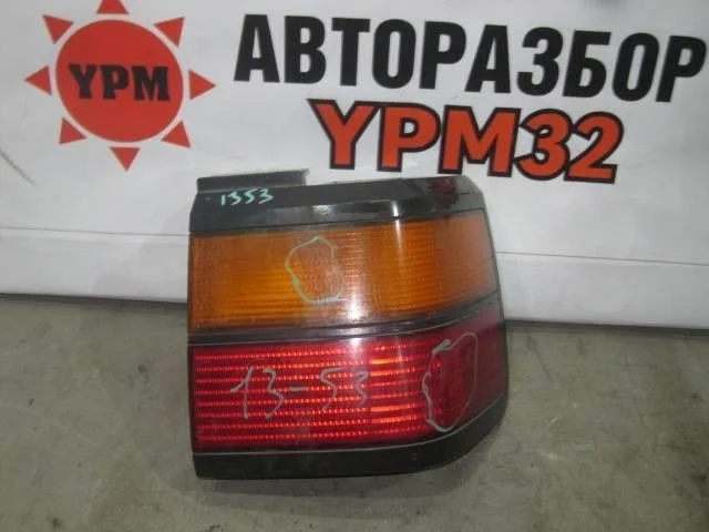 Фонарь задний наружный правый VW Passat (B3) 1988-1993