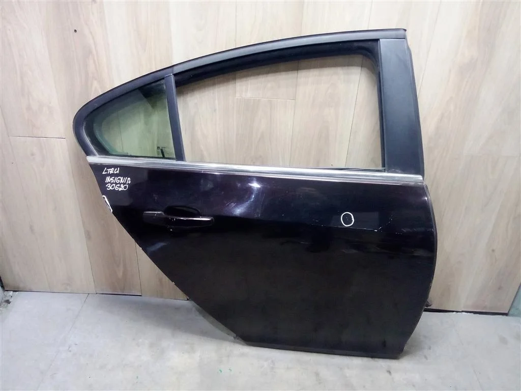 Дверь задняя правая Opel Insignia 2008-2013