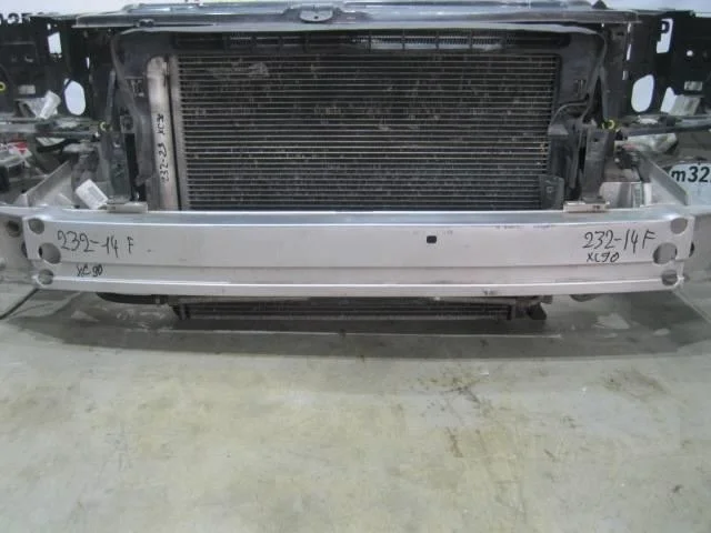 Радиатор кондиционера (конденсер) Volvo XC90 2002-2014