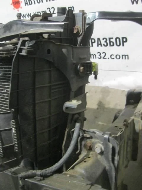 Воздуховод радиатора левый Toyota RAV 4 2006-2013