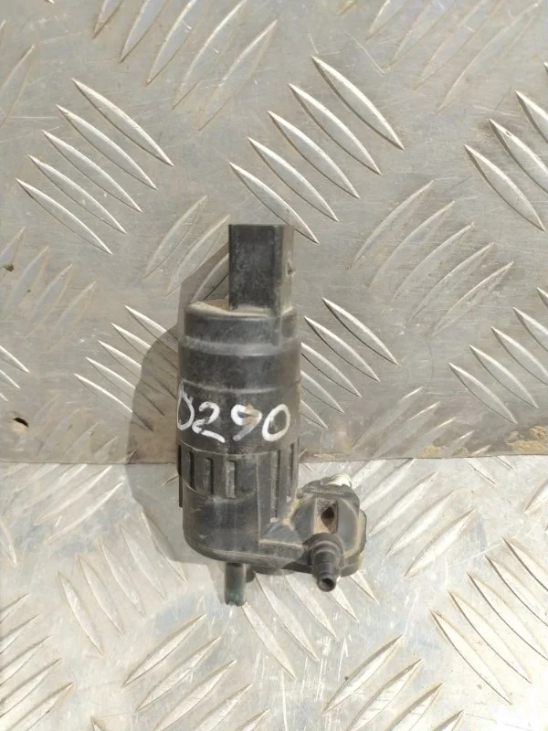 Моторчик омывателя лобового стекла Skoda Yeti 2009-2014 5L