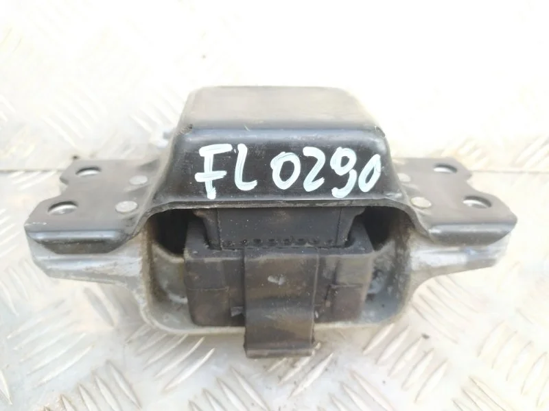 Подушка двигателя Skoda Yetti 2009-2014 1K0199555 5L 1.2, передняя левая