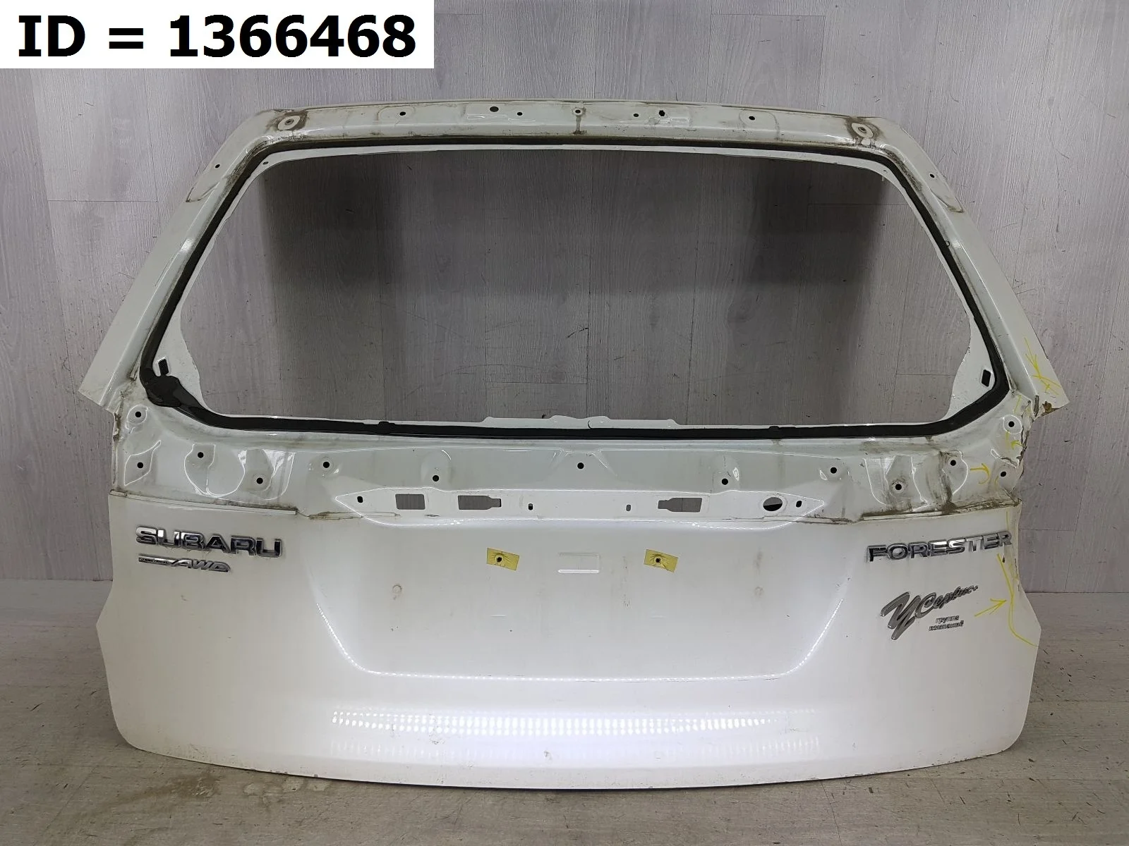 Дверь багажника Subaru Forester