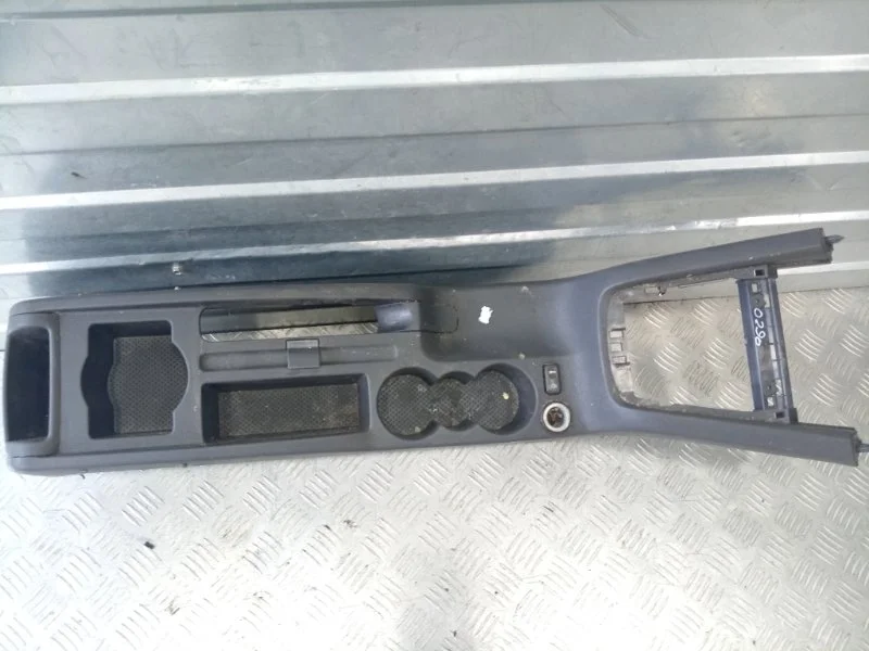 Центральная консоль Skoda Yetti 2009-2014 1Z1863242 5L 1.2