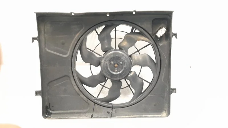 Вентилятор радиатора Kia Ceed 2011