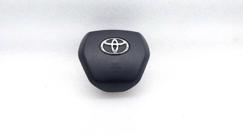 Подушка безопасности в руль Toyota Camry 2021 70