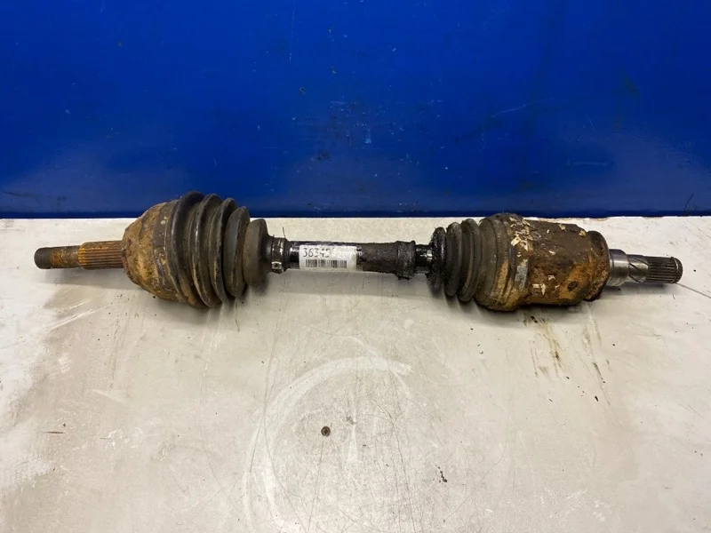 Привод Nissan Navara D40 2005-2014 39100EB300 2.5 YD25, передний