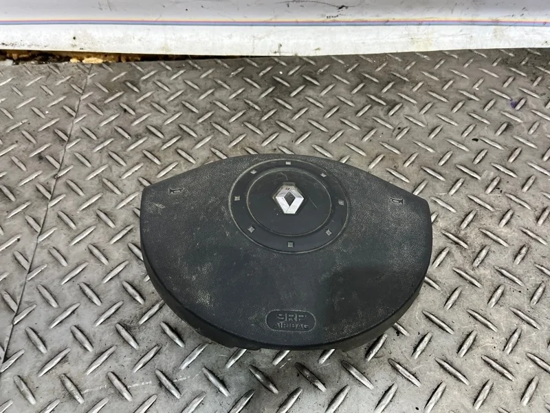Подушка безопасности в руль Renault Scenic 2003-2009