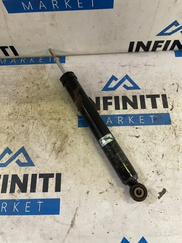 Амортизатор стойка подвески задний правый Infiniti