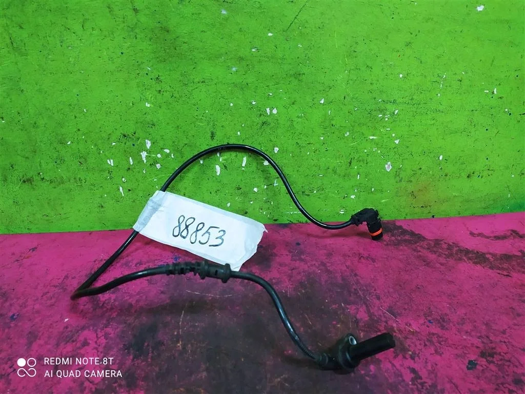 Датчик ABS передний левый MB E W212 A2125400117