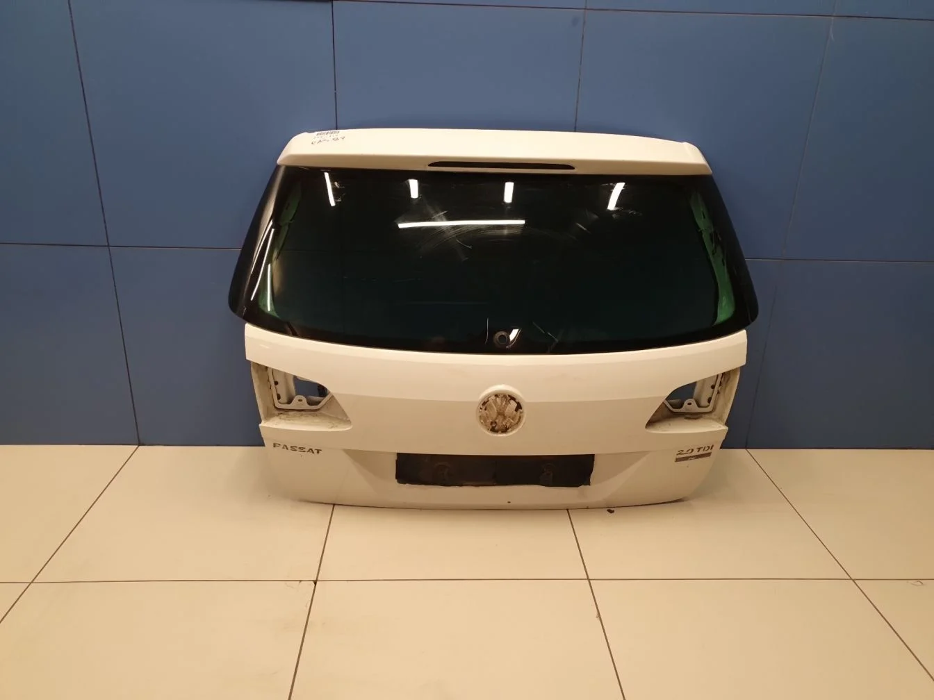 дверь багажника со стеклом для Volkswagen Passat B7 2011-2015