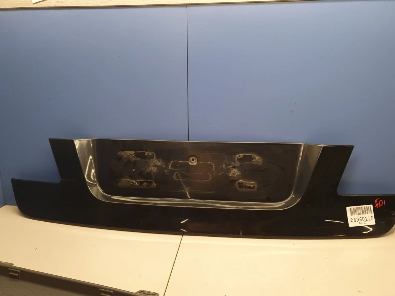 Накладка крышки багажника для BMW 7 F01 F02 2008-2015