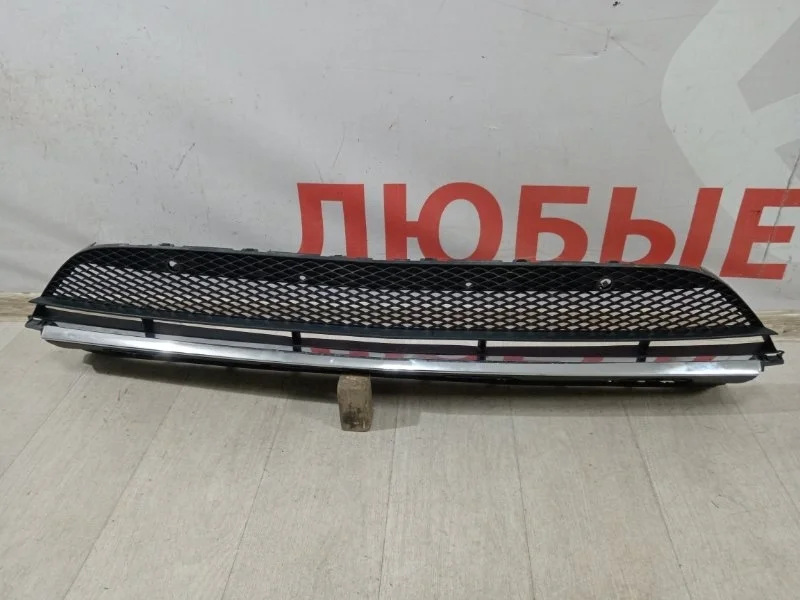 Решетка бампера передняя Mercedes Glc X253
