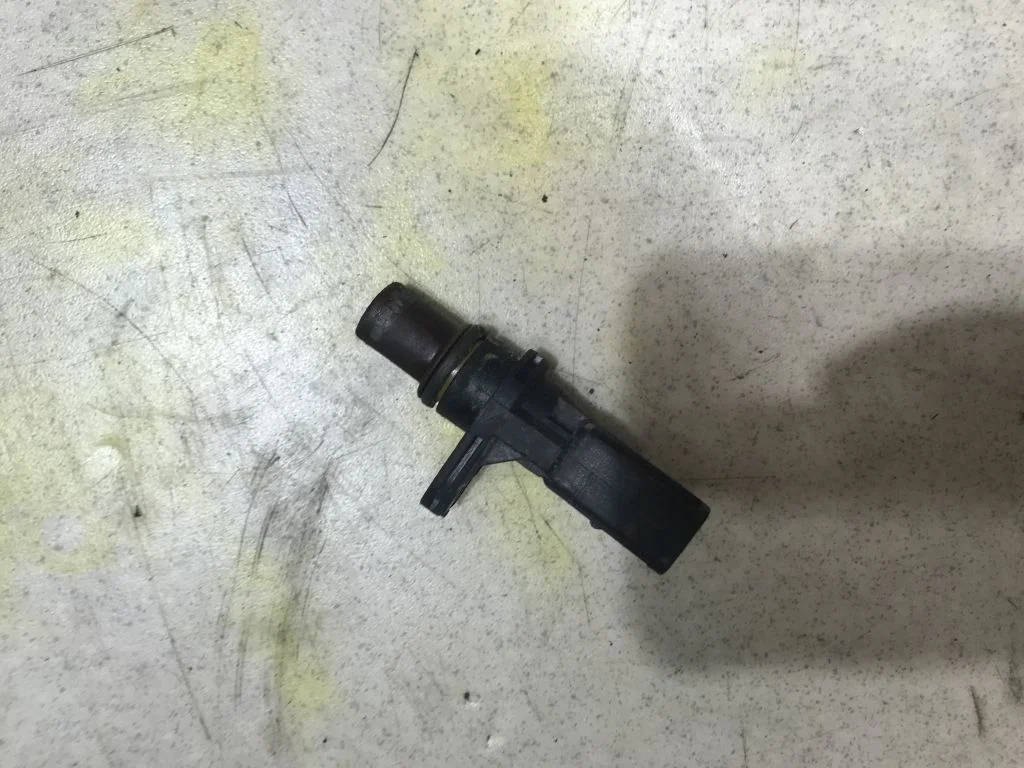 Датчик распредвала Audi