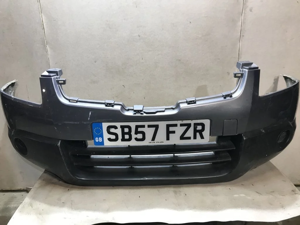 Бампер Nissan Qashqai J10 С ДЕФЕКТОМ