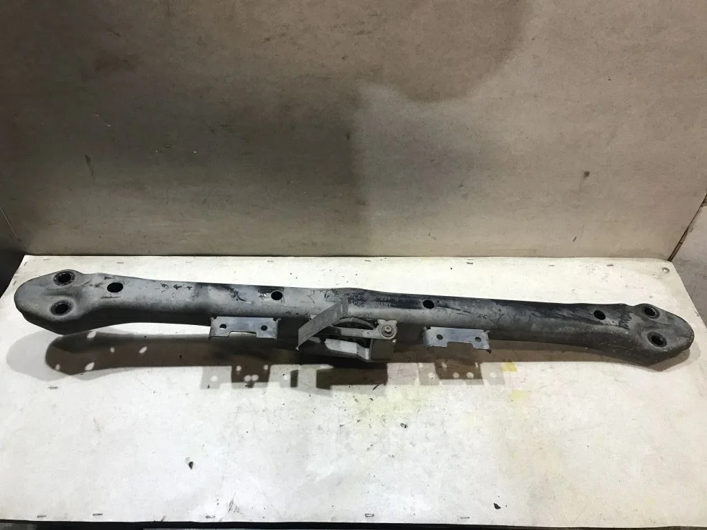 Опора раздатки VW Touareg 1