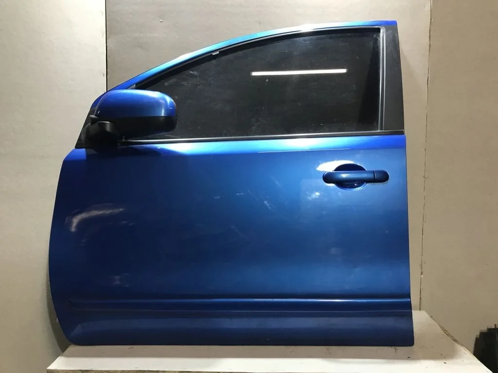 H01019U0M0 Дверь левая передняя Nissan Note E11