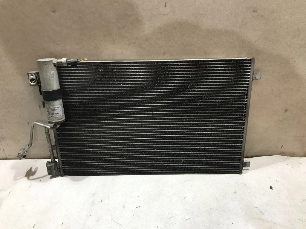 Радиатор кондиционера Nissan Qashqai J10 Кашкай