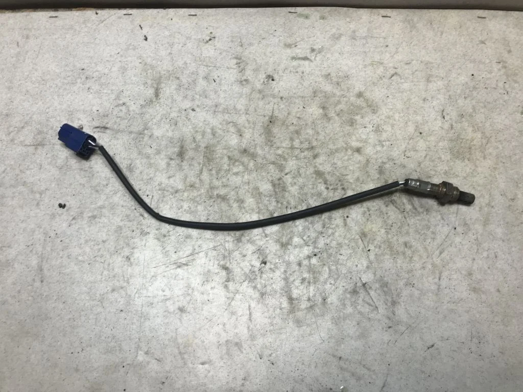 226A08J001 Датчик кислородный Nissan Primera P12