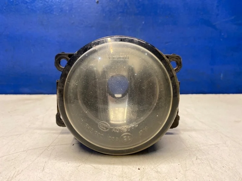 Фара противотуманная, ПТФ Ford Focus 3 2012 2N1115201AB ХЭТЧБЕК 1.6 T1DA, передняя