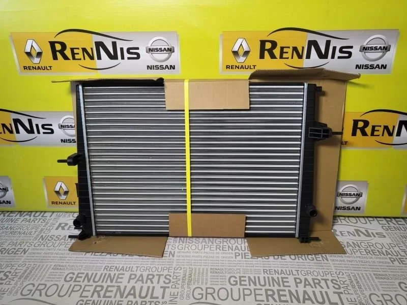 Радиатор охлаждения Renault Fluence