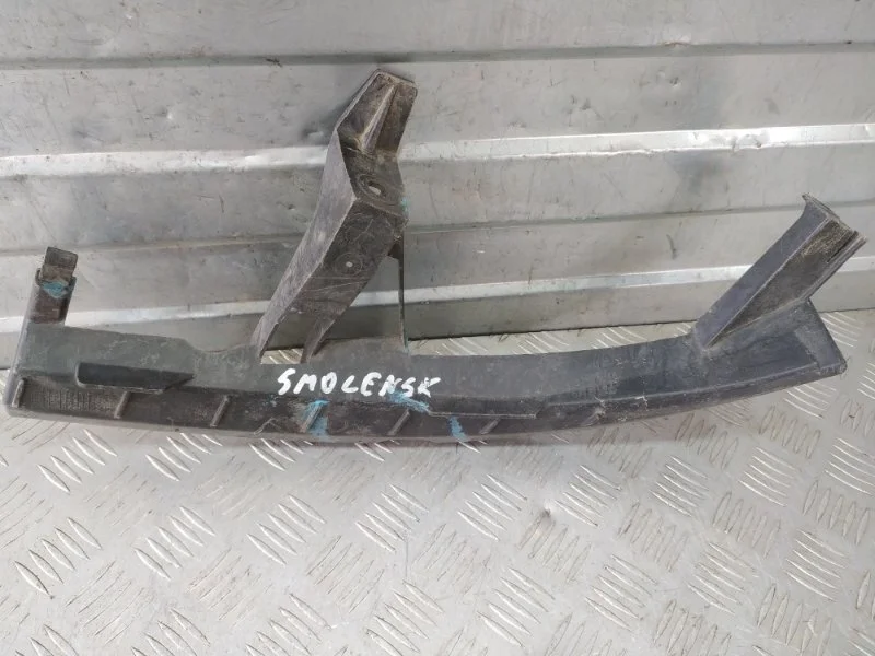Кронштейн переднего бампера Renault Scenic 2003- 2008 8200183741, левый