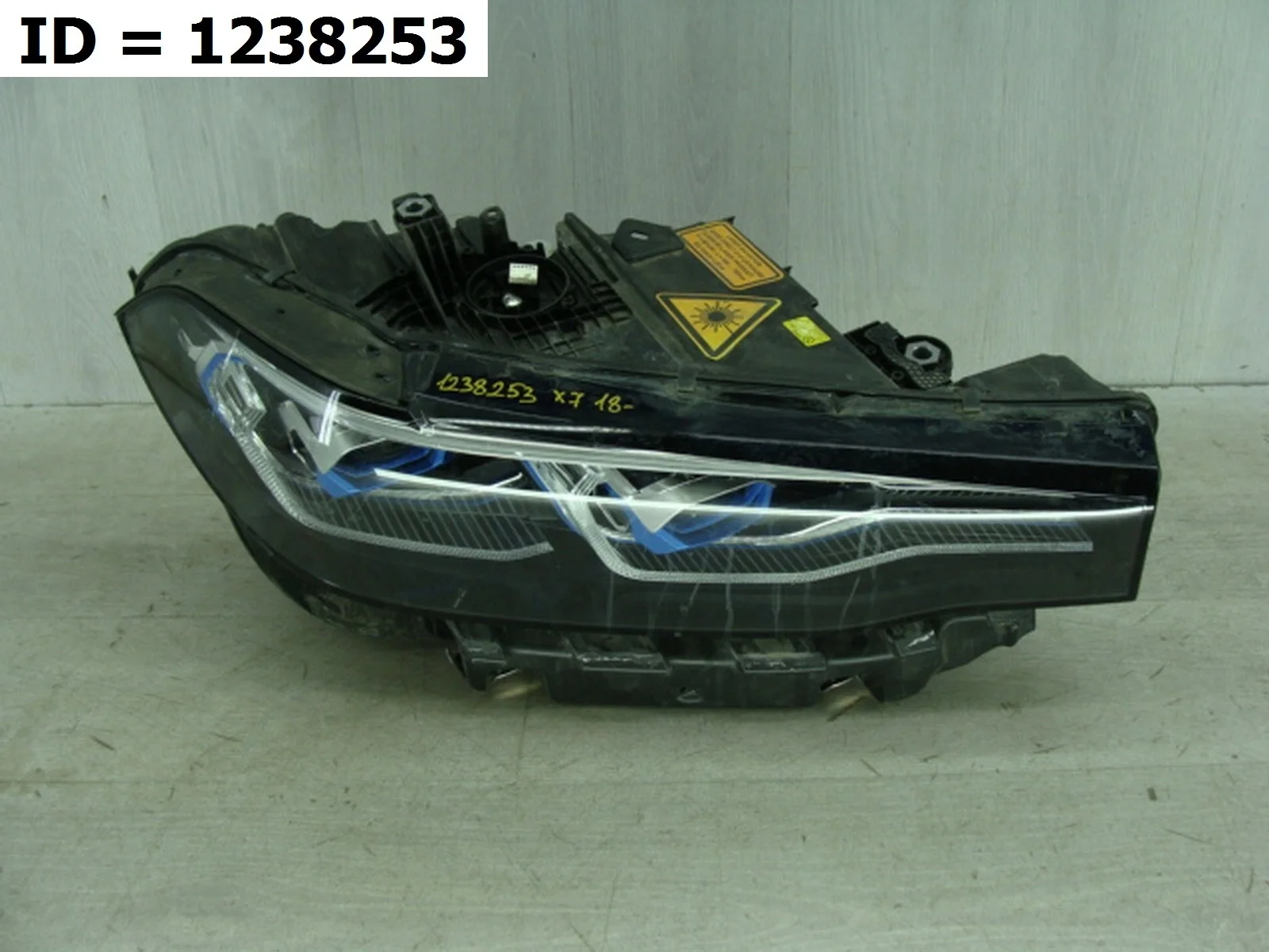 фара правая BMW X7 1, G07 Правый  63119852956 2018-2024 (контрактная запчасть)