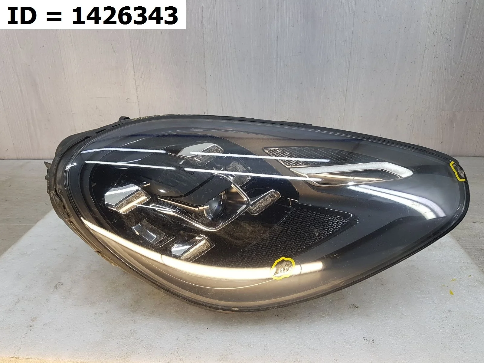 фара правая Porsche CAYENNE 2  958, 92A  Правый  95863128602 2010-2018 (контрактная запчасть)