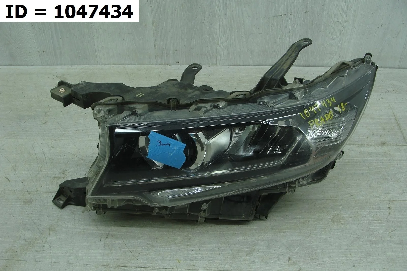 фара левая Toyota LAND CRUISER PRADO 4, P150 GRJ150L TRJ150L Левый  8118560N20 2009-2024 (контрактная запчасть)