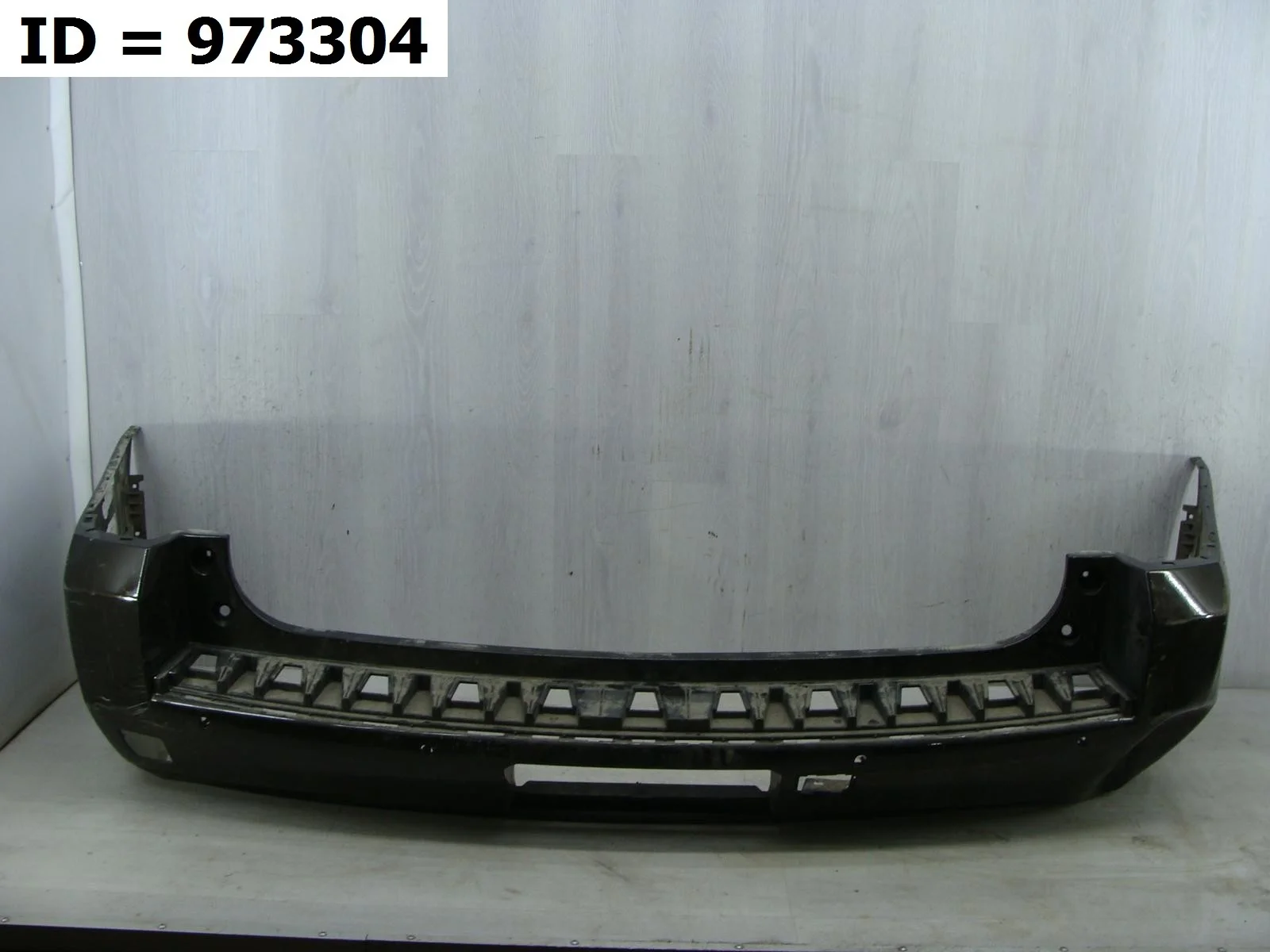 бампер задний Chevrolet TAHOE 4, K2UC Задний  23258979 2013-2021 (контрактная запчасть)