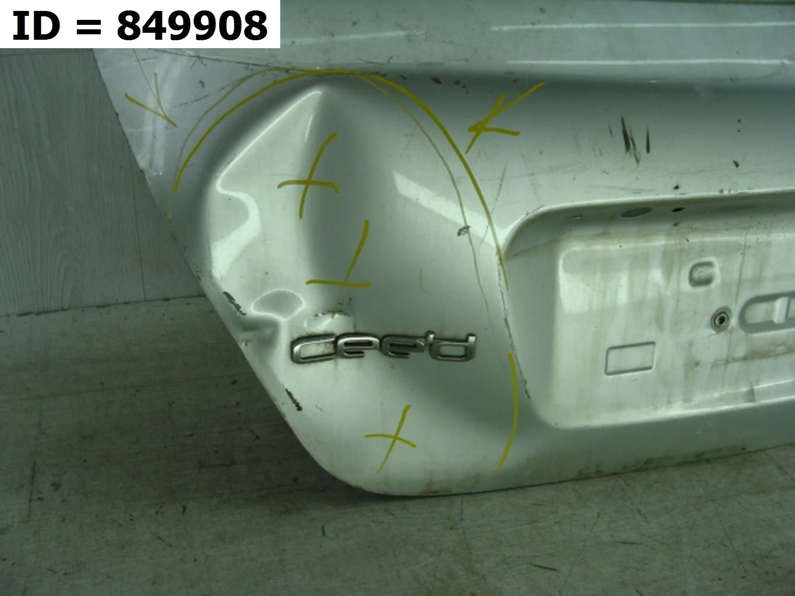 крышка багажника Kia Ceed 1  ED   737001H000 2006-2012 (контрактная запчасть)