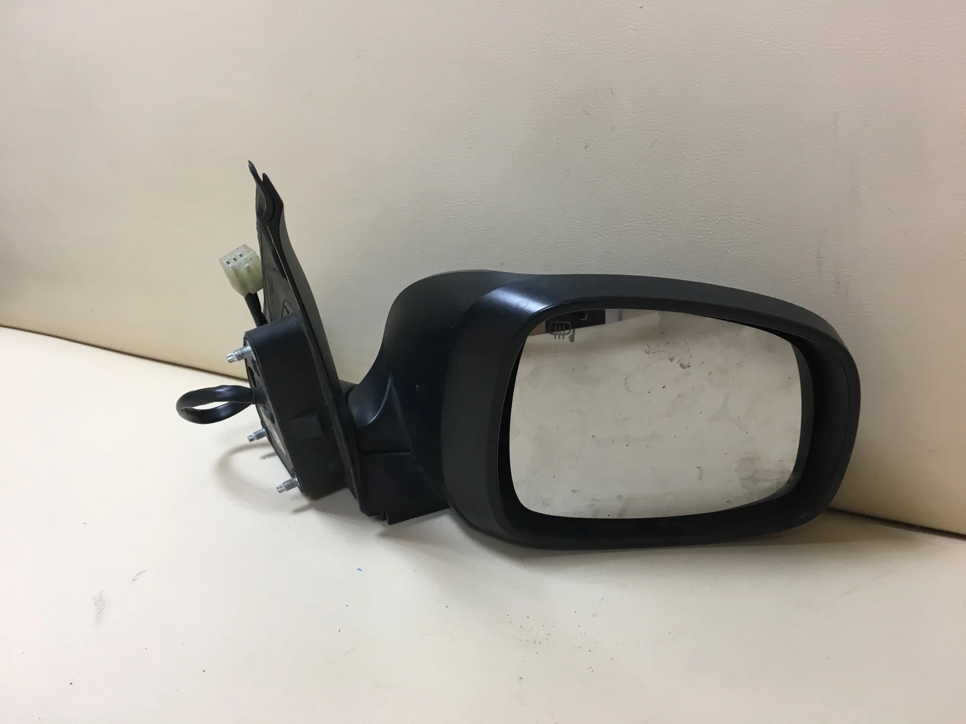 зеркало правое SUZUKI SWIFT 3, ZC71S   СУЗУКИ   СВИФТ   Правый  8470162JB0 2003-2010 (контрактная запчасть)