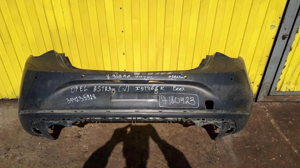 бампер задний OPEL ASTRA 4, J P10   ОПЕЛЬ   АСТРА   Задний  13368066 2009-2015 (контрактная запчасть)