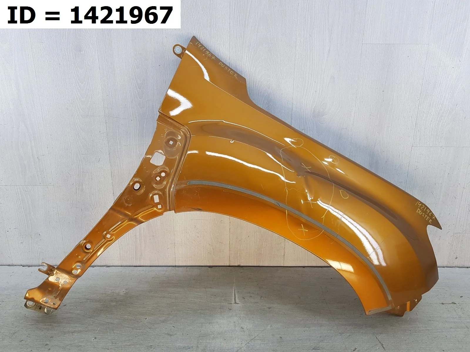 крыло переднее правое Renault DUSTER 2, HM Передний Правый  631009095R 2017-2024 (контрактная запчасть)