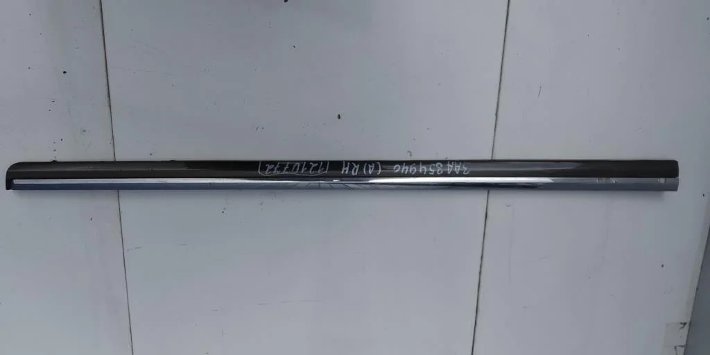 накладка на дверь передняя правая VOLKSWAGEN PASSAT 7, B7, 362, 365   ФОЛЬКСВАГЕН   ПАССАТ   ПАСАТ   Передний Правый  3AA854940 2010-2018 (контрактная запчасть)