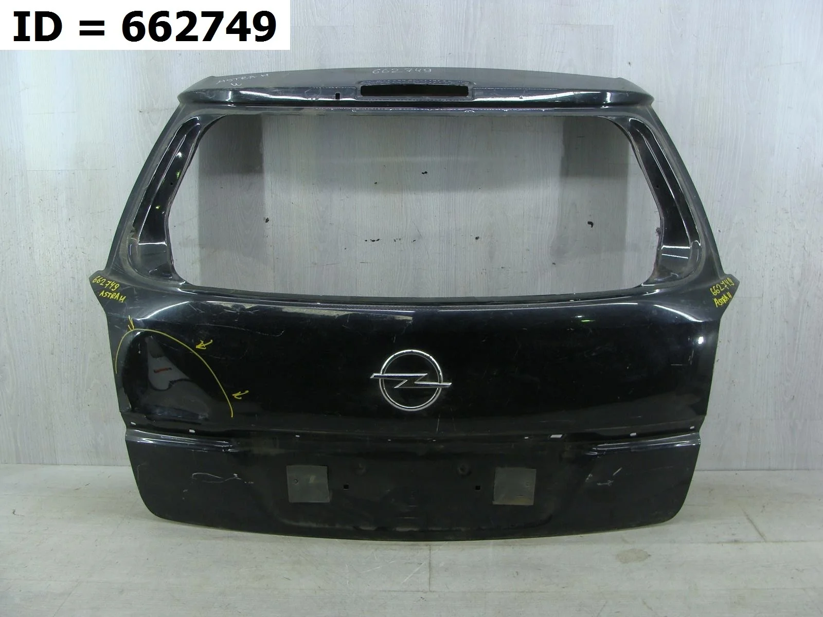 крышка багажника Opel ASTRA 3, H L35 L48 L69  93182974 2004 - 2014 (контрактная запчасть)