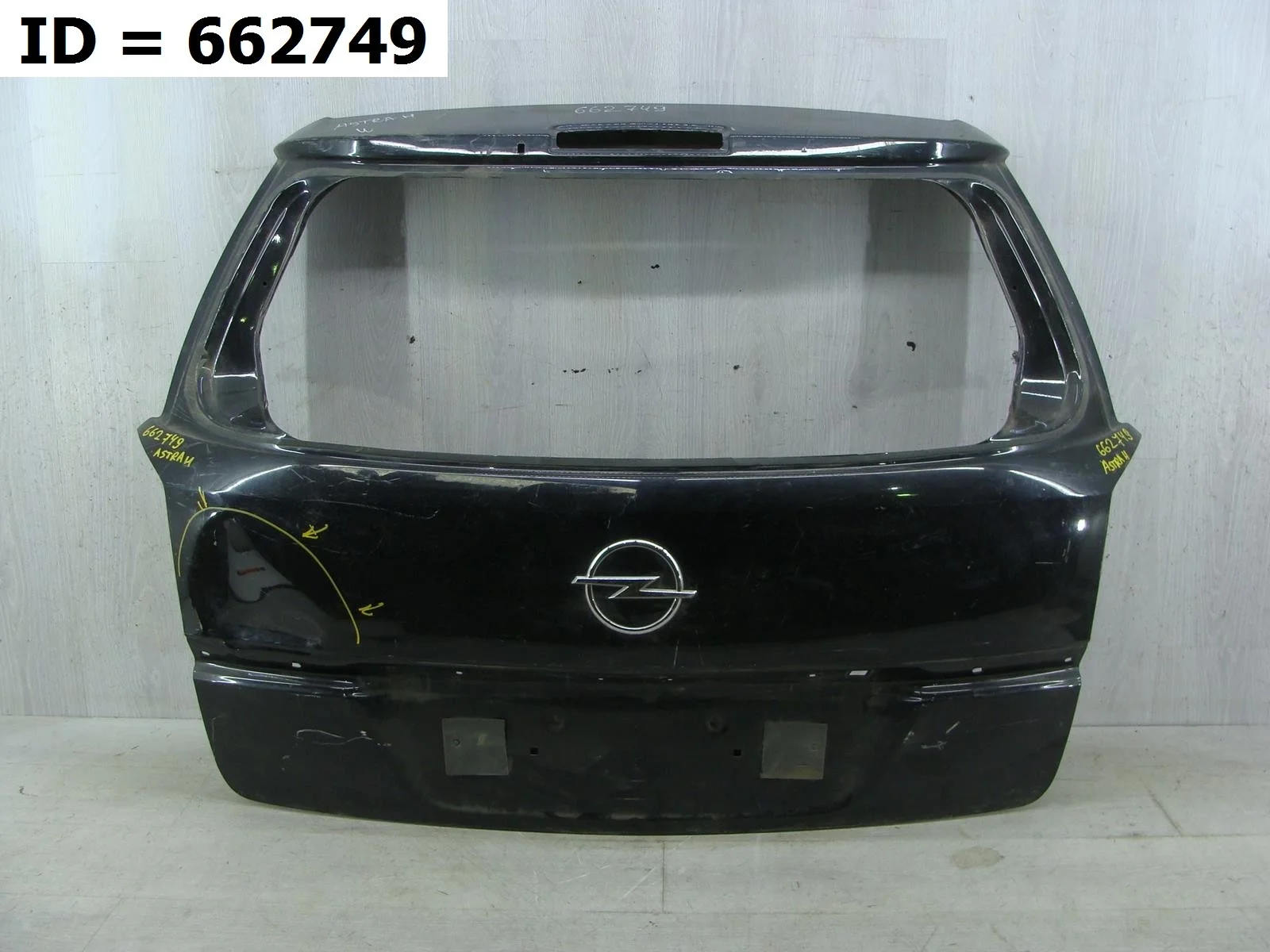 крышка багажника Opel ASTRA 3, H L35 L48 L69  93182974 2004-2014 (контрактная запчасть)