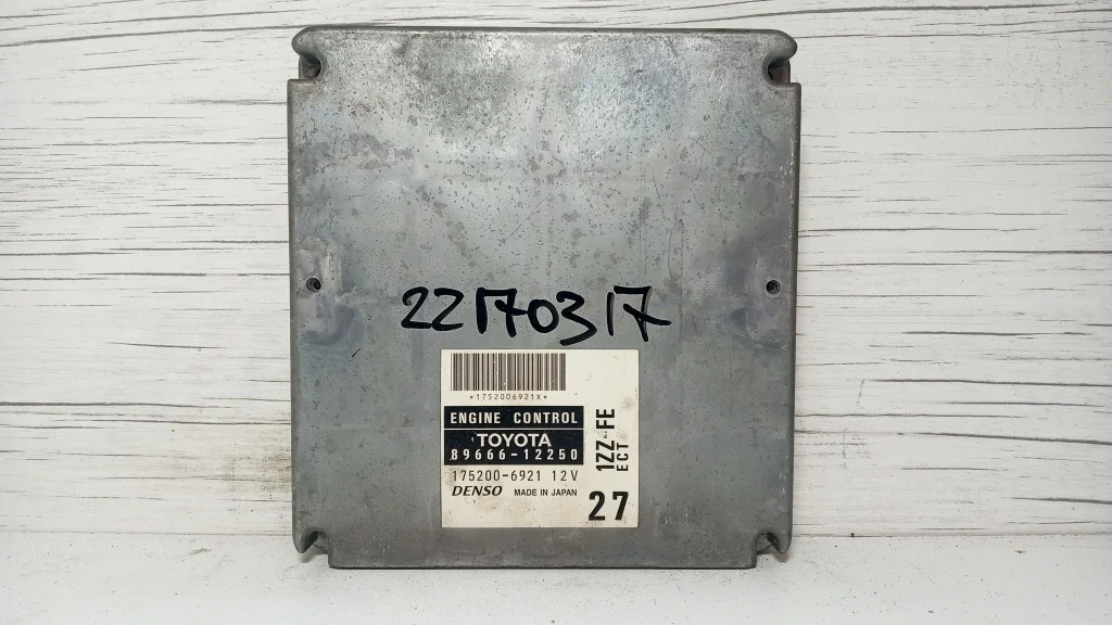 блок управления двс TOYOTA COROLLA FIELDER 1, ZZE122G   ТОЙОТА   КОРОЛЛА   COROLA    8966612250 2000-2006 (контрактная запчасть)