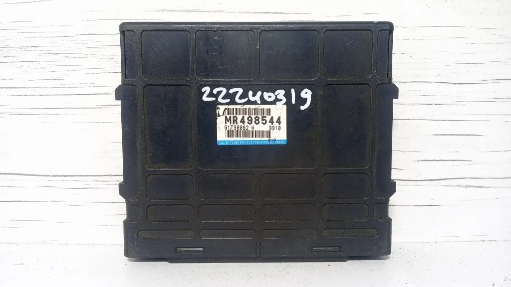 блок управления двс MITSUBISHI GALANT 8, EA1A   МИЦУБИСИ   ГАЛАНТ   ЛЕГНУМ   LEGNUM    MR498544 1996-2005 (контрактная запчасть)