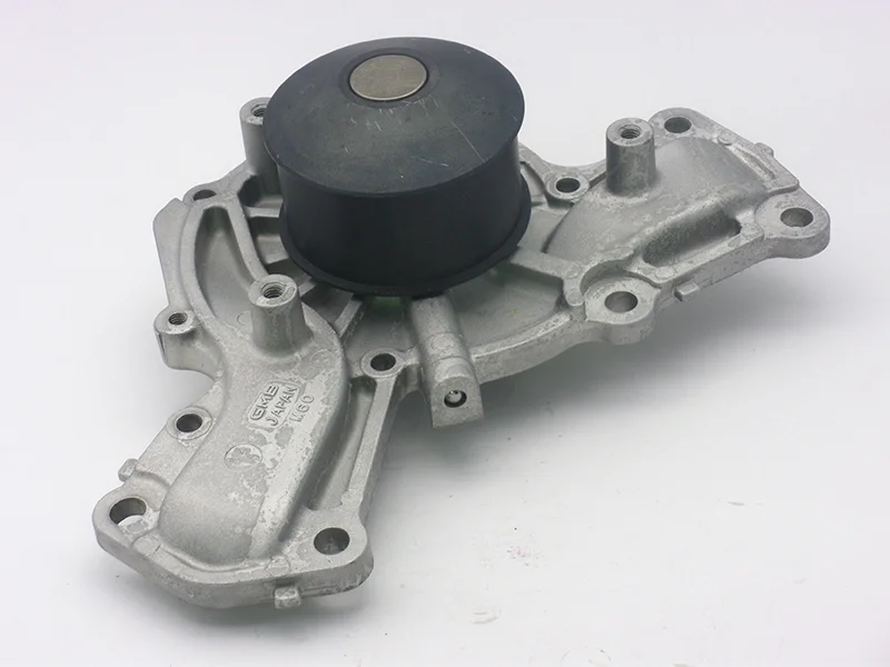 помпа MITSUBISHI PAJERO 2, V45W   МИЦУБИСИ   ПАДЖЕРО    MD972440 1991-2005 (контрактная запчасть)