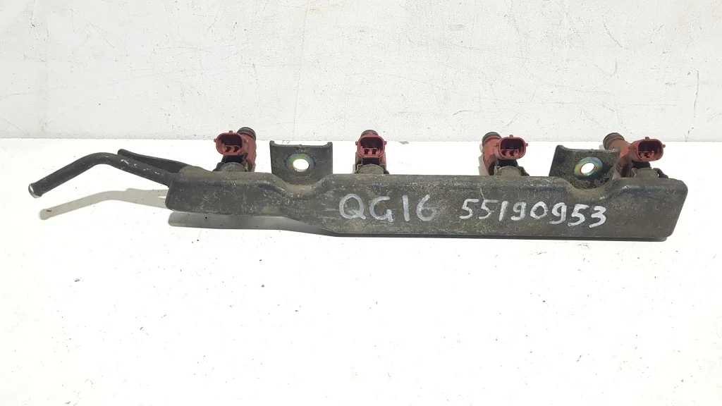 Форсунка топливная NISSAN ALMERA 2, N16   НИССАН   АЛМЕРА   АЛЬМЕРА    166009F600 2000-2006 (контрактная запчасть)