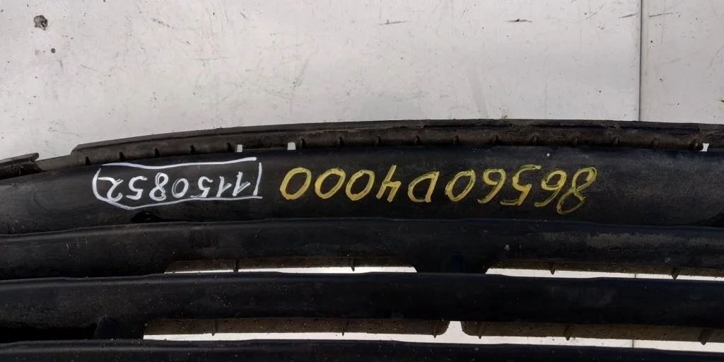 решетка бампера передняя KIA OPTIMA 4  JF    КИА   ОПТИМА   Передний  86560D4000 2016-2020 (контрактная запчасть)